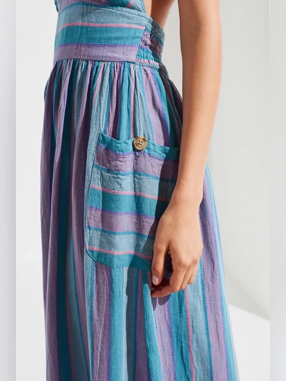 URBAN OUTFITTERS BETSEY LINEN HALTER MIDI size S